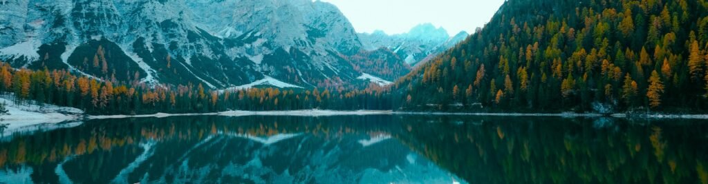 italian lakes in winter